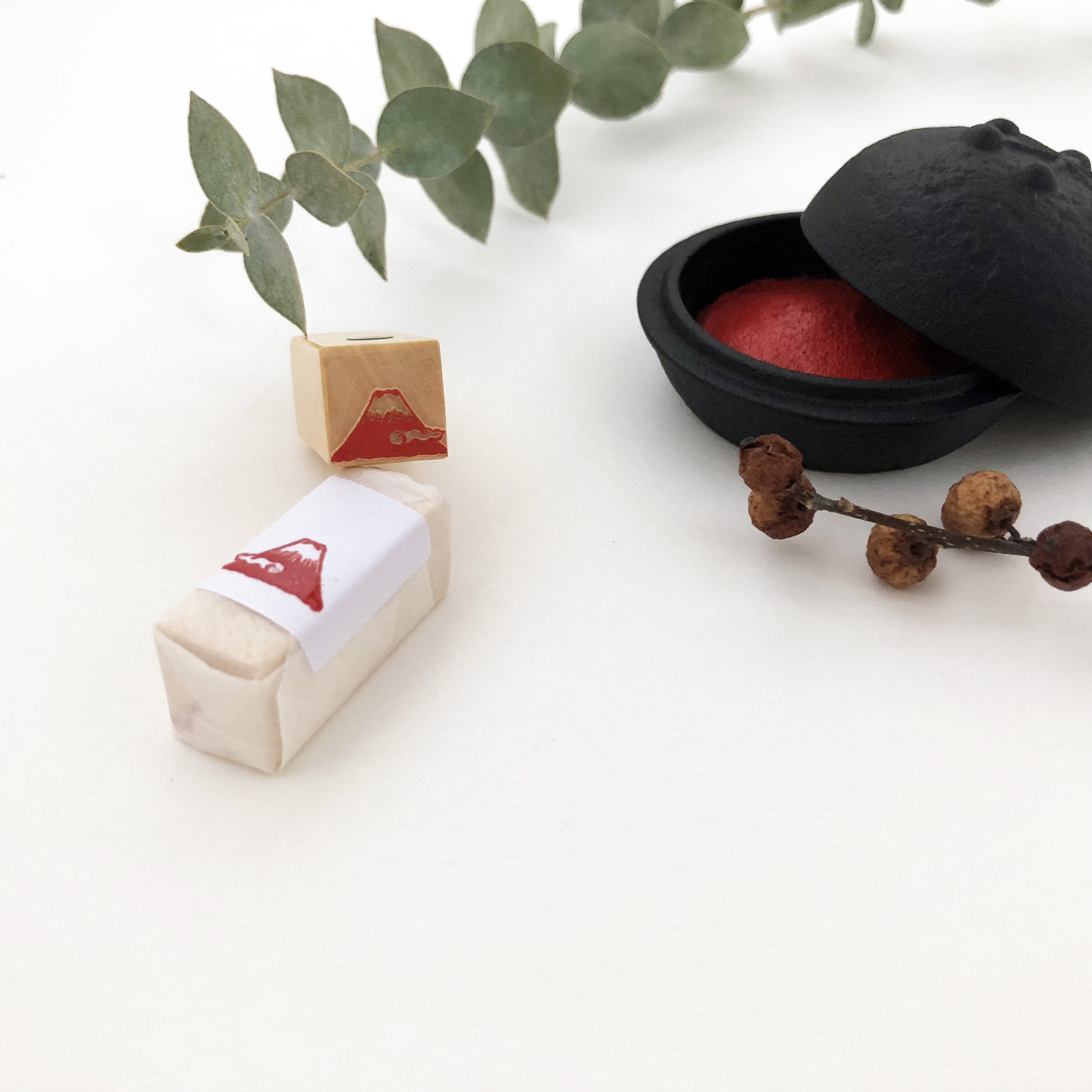 KYUKANDO Yura-No-In Wooden Stamp - Mt.Fuji-niconeco zakkaya